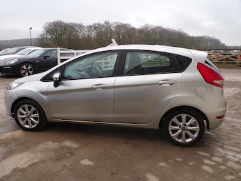 Used Ford Fiesta 2010 for sale - 77236871: Photo