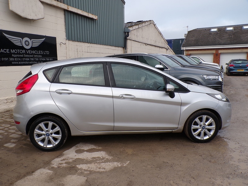Used Ford Fiesta 2010 for sale - 77236871: Photo 8