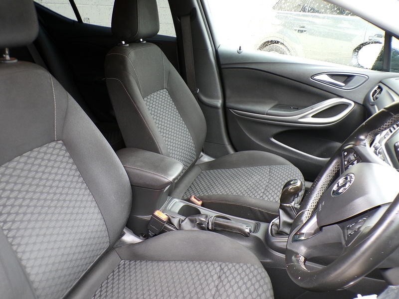 Used Vauxhall Astra 2017 for sale - 77384855: Photo 12