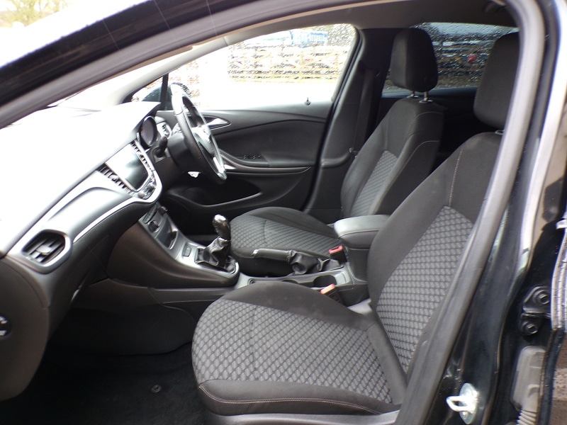 Used Vauxhall Astra 2017 for sale - 77384855: Photo 13