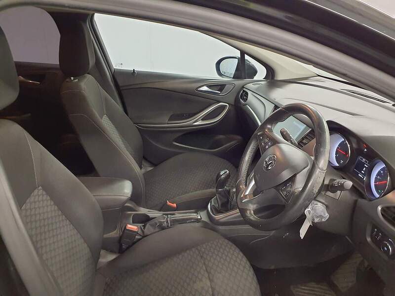 Used Vauxhall Astra 2017 for sale - 77384855: Photo 7
