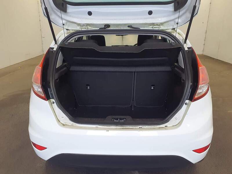 Used Ford Fiesta 2014 for sale - 77391646: Photo 11