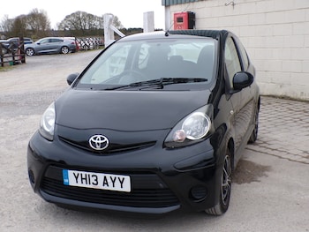 Used Toyota AYGO 2013 for sale - 78052997: Photo