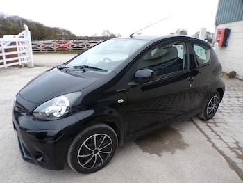 Used Toyota AYGO 2013 for sale - 78052997: Photo