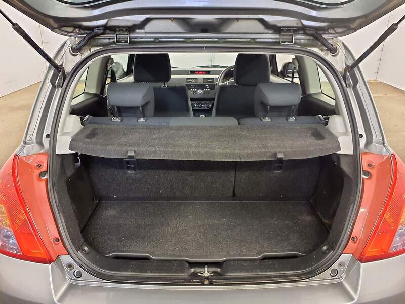 Used Suzuki Swift 2009 for sale - 77391648: Photo 7