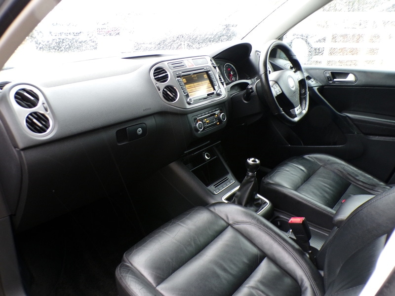 Used Volkswagen Tiguan 2009 for sale - 77437860: Photo 14