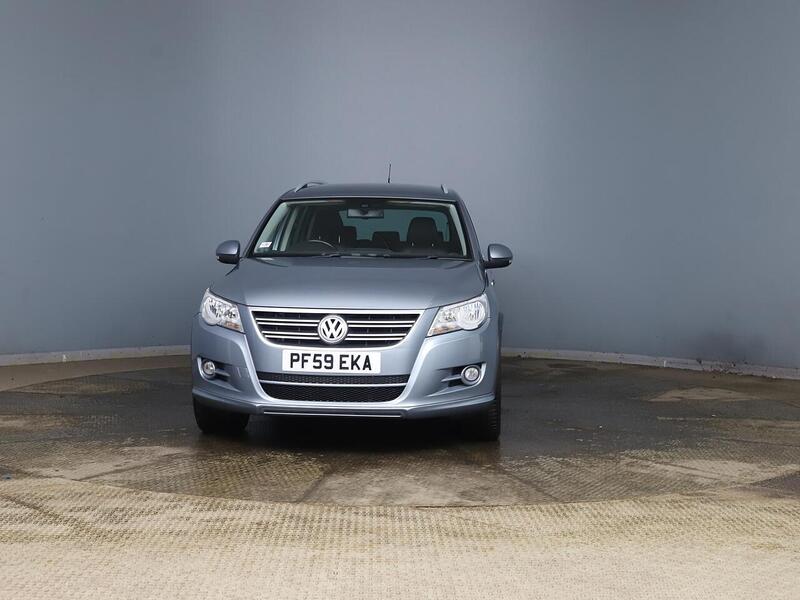 Used Volkswagen Tiguan 2009 for sale - 77437860: Photo 2