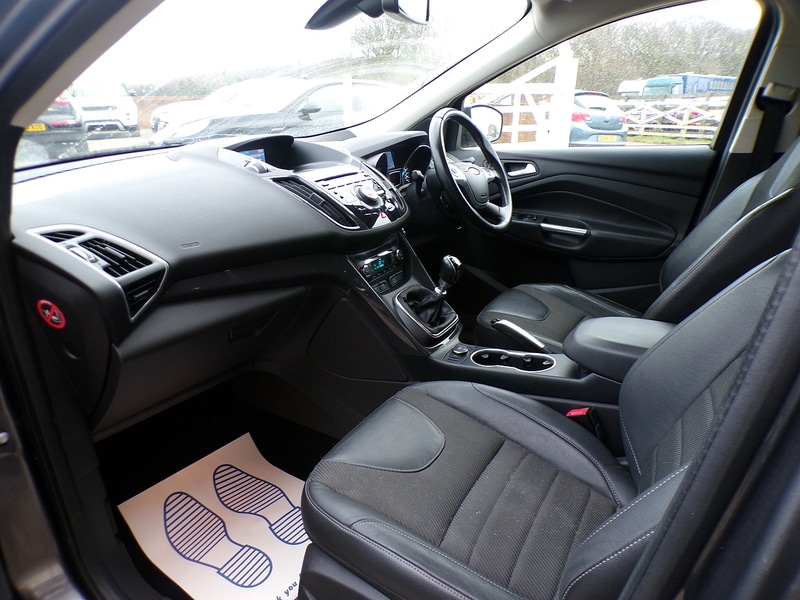 Used Ford Kuga 2015 for sale - 77027568: Photo 15