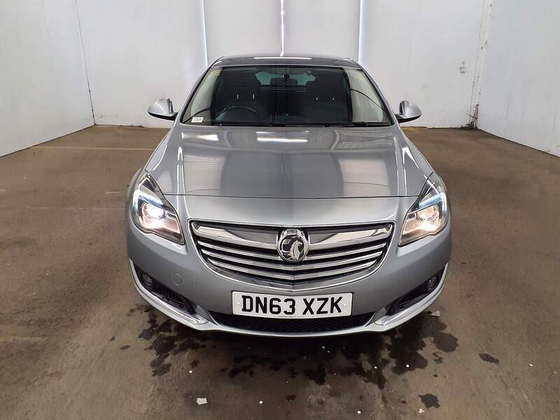 Used Vauxhall Insignia 2013 for sale - 77765995: Photo 2