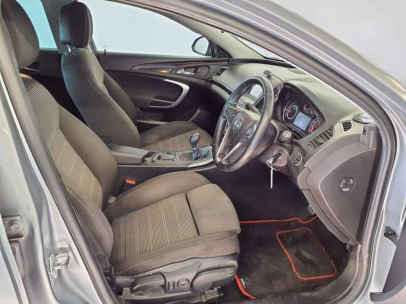 Used Vauxhall Insignia 2013 for sale - 77765995: Photo 8