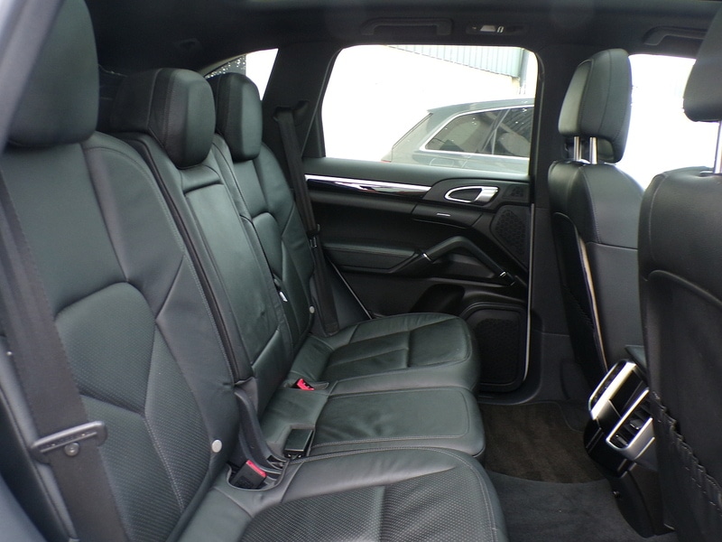 Used Porsche Cayenne 2013 for sale - 77288656: Photo 18