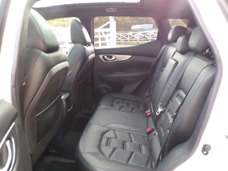 Used Nissan Qashqai 2017 for sale - 76330462: Photo 19