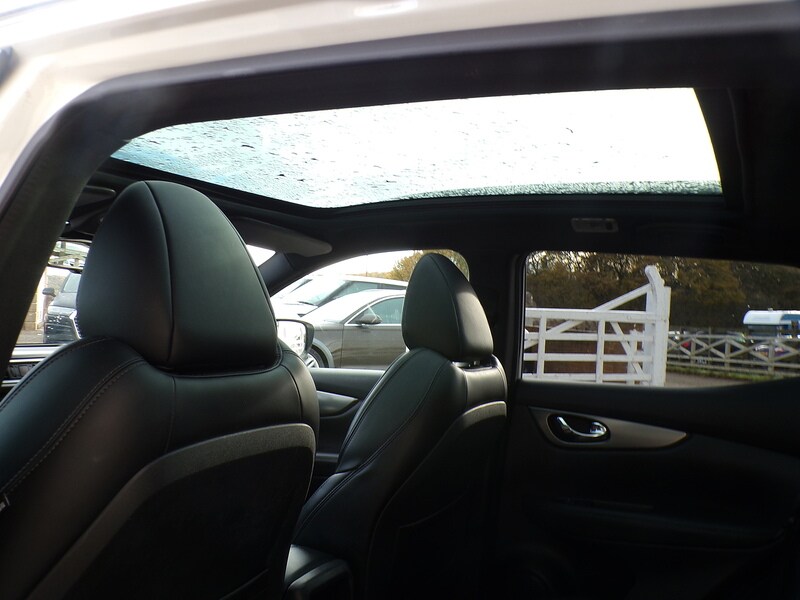 Used Nissan Qashqai 2017 for sale - 76330462: Photo 20