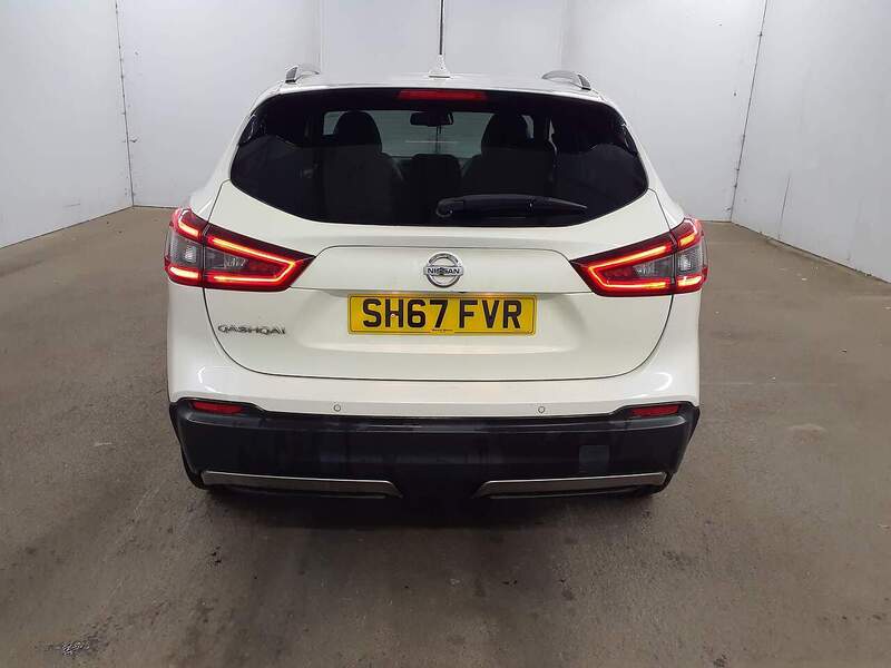Used Nissan Qashqai 2017 for sale - 76330462: Photo 4