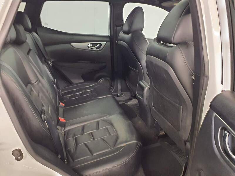 Used Nissan Qashqai 2017 for sale - 76330462: Photo 9