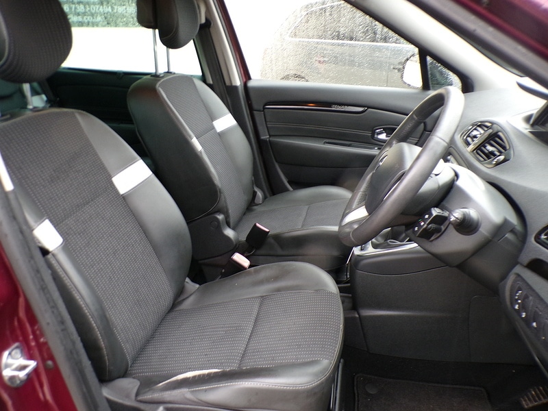 Used Renault Scenic 2012 for sale - 77391651: Photo 11