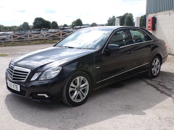 Used Mercedes-Benz E-Class 2010 for sale - 75723041: Photo