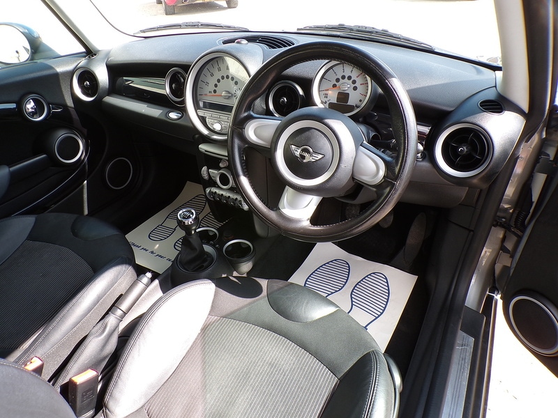 Used MINI Hatch 2010 for sale - 76910706: Photo 12