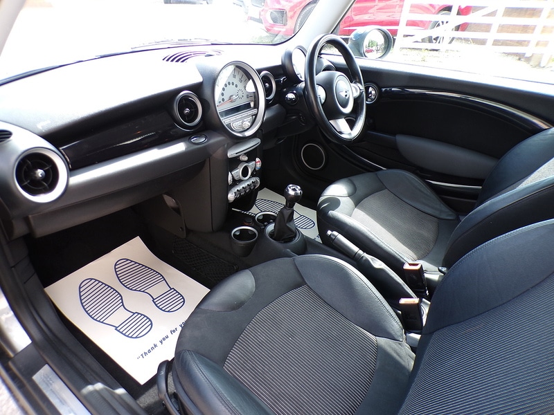 Used MINI Hatch 2010 for sale - 76910706: Photo 15