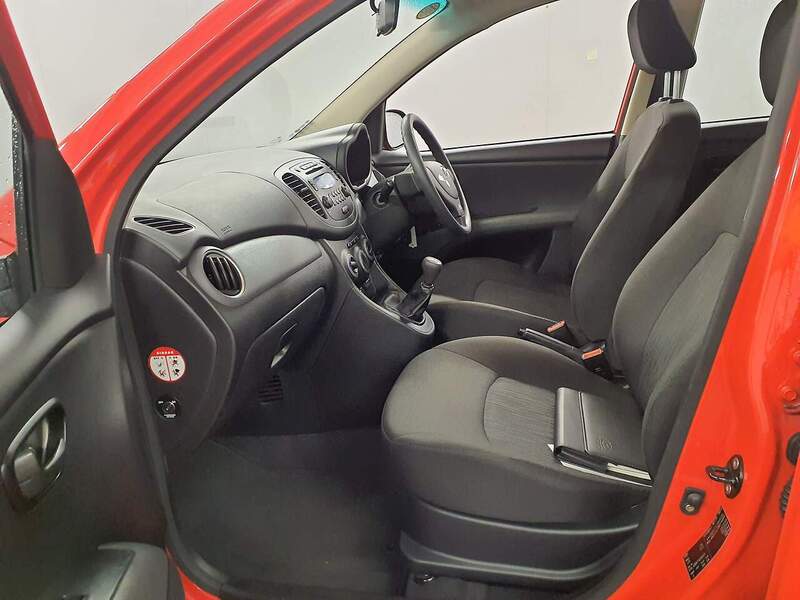 Used Hyundai i10 2012 for sale - 77206830: Photo 8