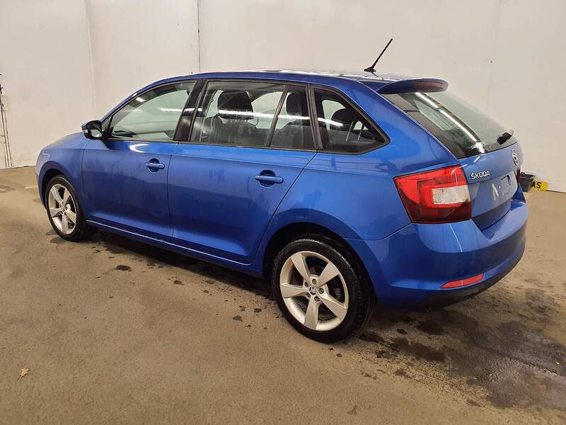 Used Skoda Rapid Spaceback 2015 for sale - 77622101: Photo 4