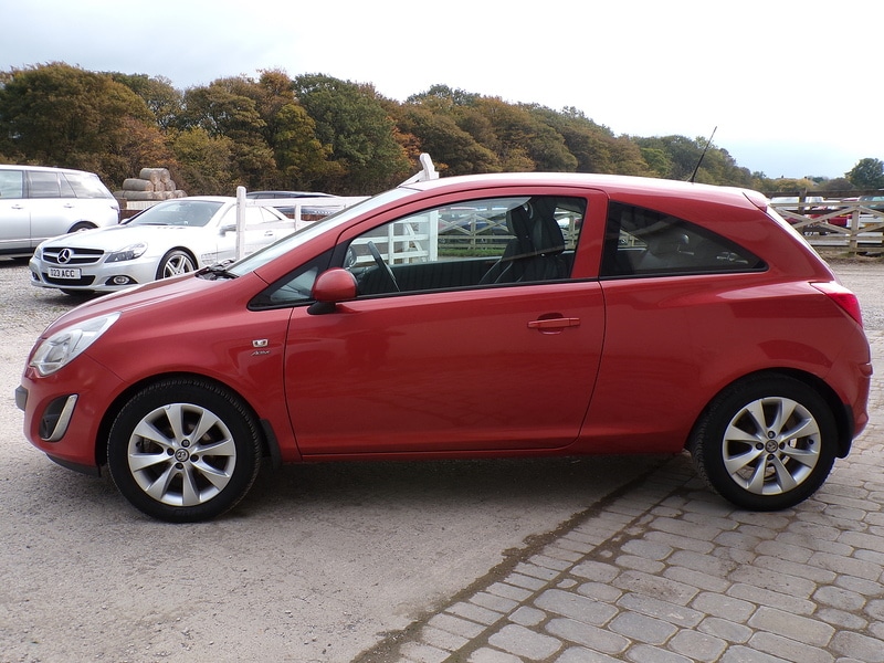 Used Vauxhall Corsa 2013 for sale - 76224139: Photo 4