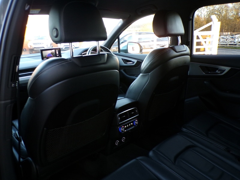 Used Audi SQ7 2018 for sale - 76798812: Photo 23