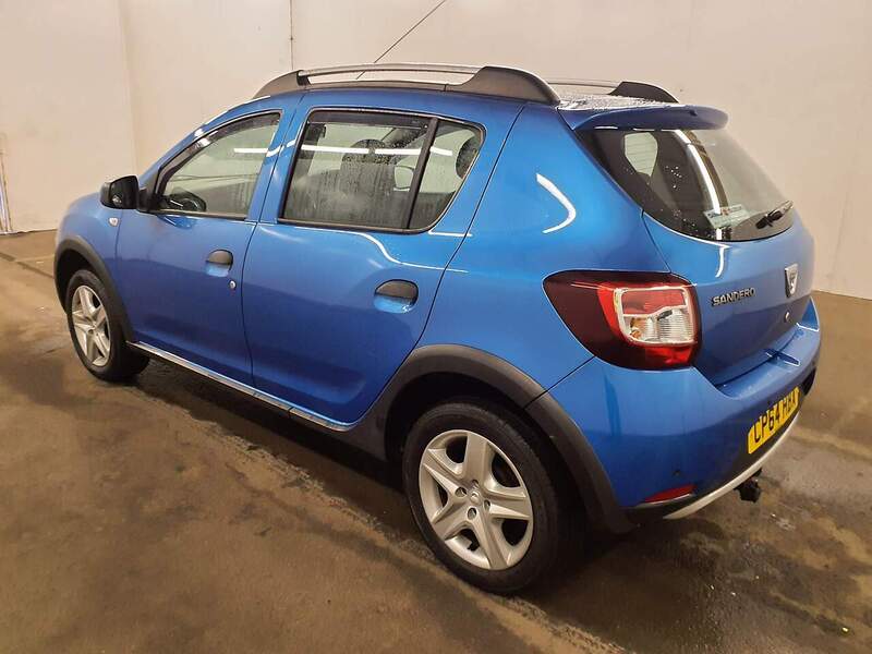 Used Dacia Sandero Stepway 2015 for sale - 77027567: Photo 4