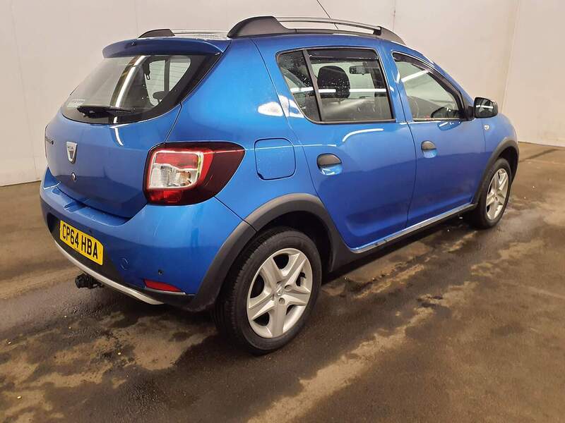 Used Dacia Sandero Stepway 2015 for sale - 77027567: Photo 6