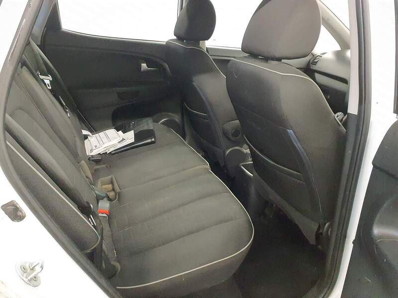 Used Kia Venga 2015 for sale - 77206833: Photo 10
