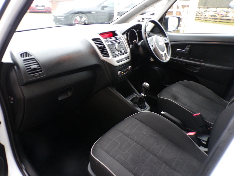 Used Kia Venga 2015 for sale - 77206833: Photo 13