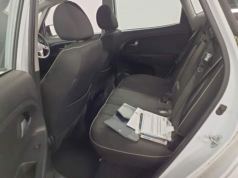 Used Kia Venga 2015 for sale - 77206833: Photo 9