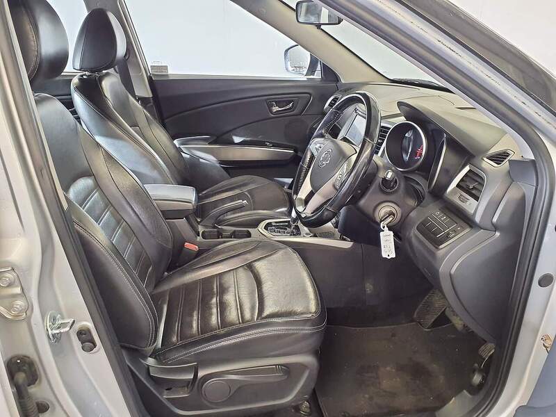 Used Ssangyong Tivoli 2015 for sale - 76582972: Photo 7