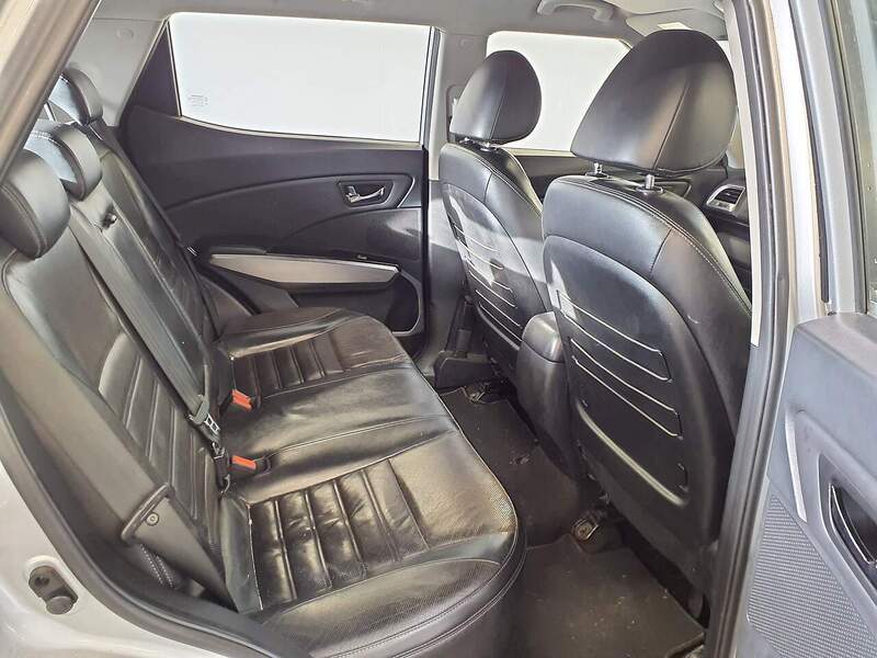 Used Ssangyong Tivoli 2015 for sale - 76582972: Photo 9