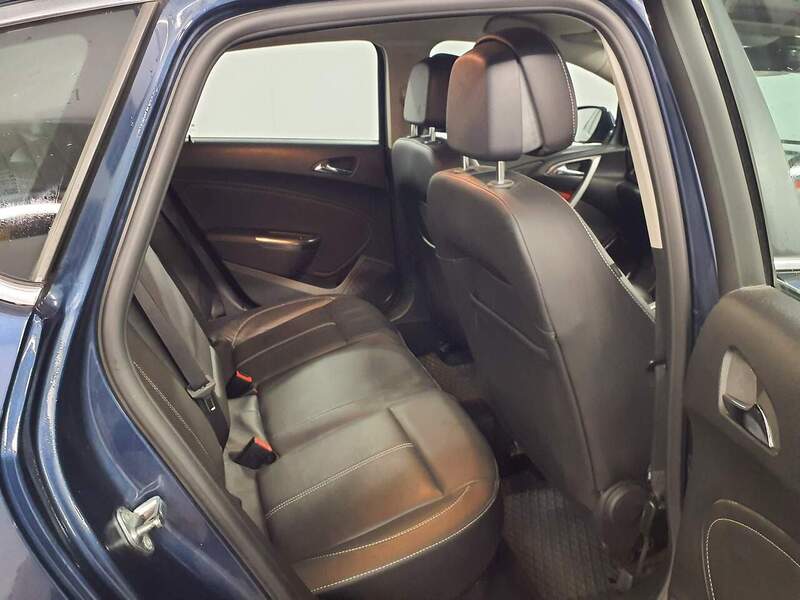 Used Vauxhall Astra 2011 for sale - 77391650: Photo 11