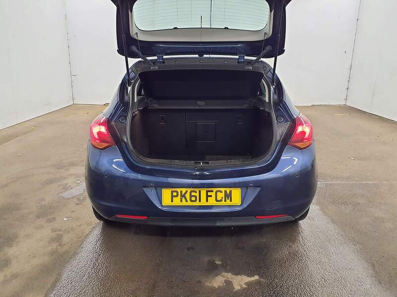 Used Vauxhall Astra 2011 for sale - 77391650: Photo 7