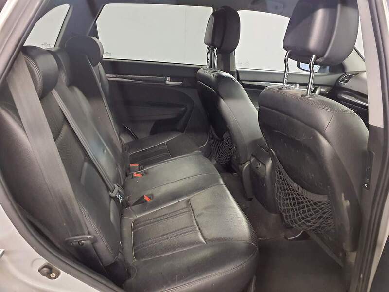 Used Kia Sorento 2013 for sale - 76392310: Photo 10
