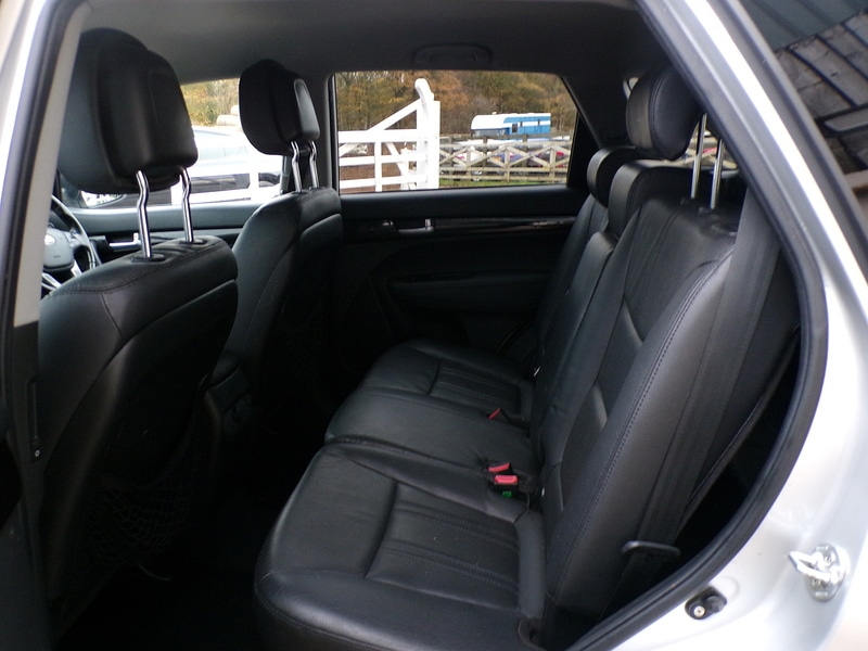 Used Kia Sorento 2013 for sale - 76392310: Photo 16