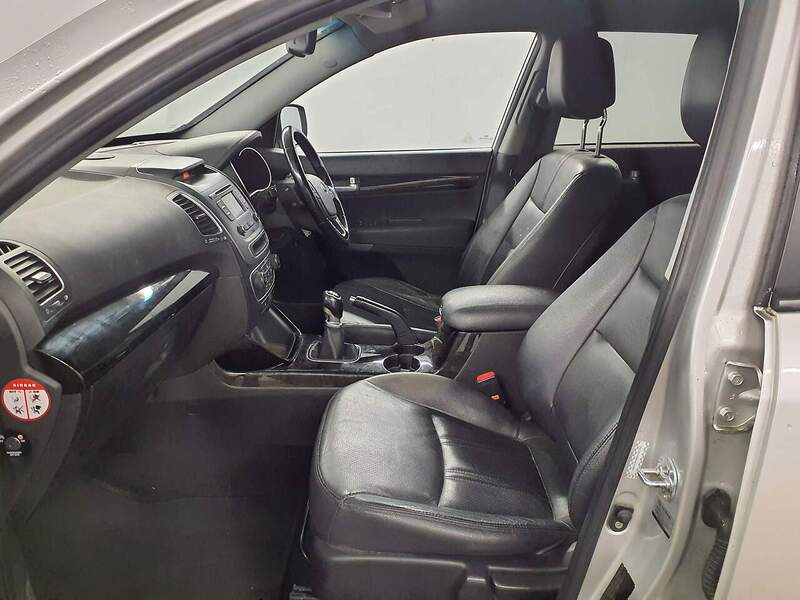 Used Kia Sorento 2013 for sale - 76392310: Photo 8