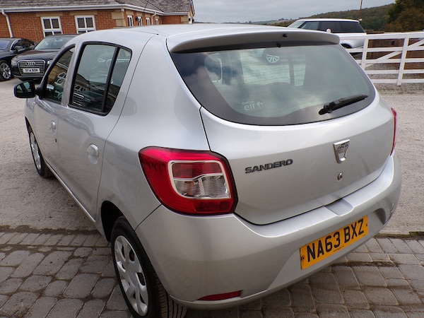 Used Dacia Sandero 2013 for sale - 76320123: Photo 6