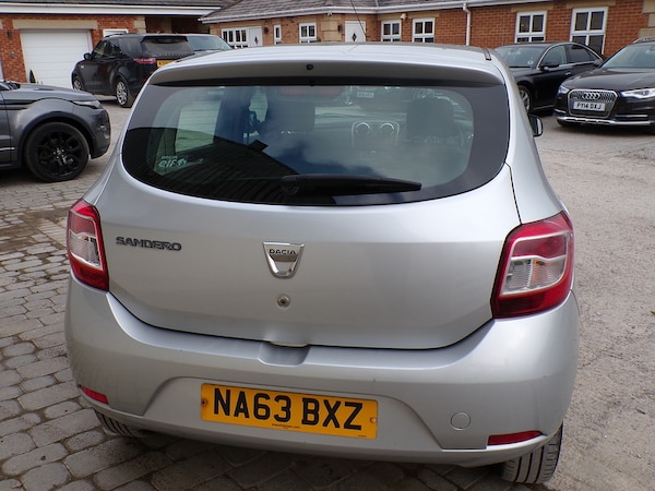 Used Dacia Sandero 2013 for sale - 76320123: Photo 9