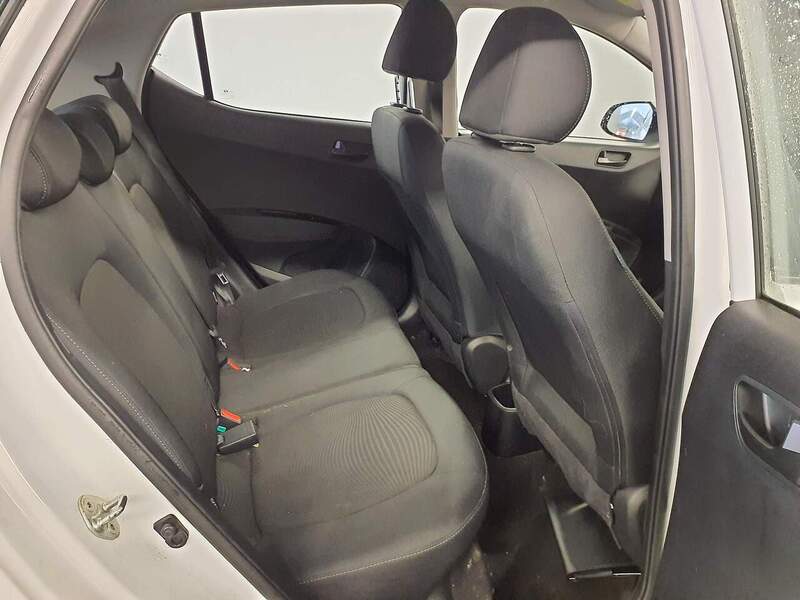 Used Hyundai i10 2019 for sale - 77584074: Photo 10