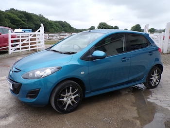 Used Mazda Mazda2 2013 for sale - 75261488: Photo