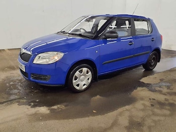 Used Skoda Fabia 2009 for sale - 77384860: Photo
