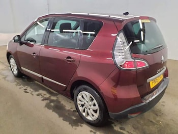 Used Renault Scenic 2016 for sale - 77027648: Photo