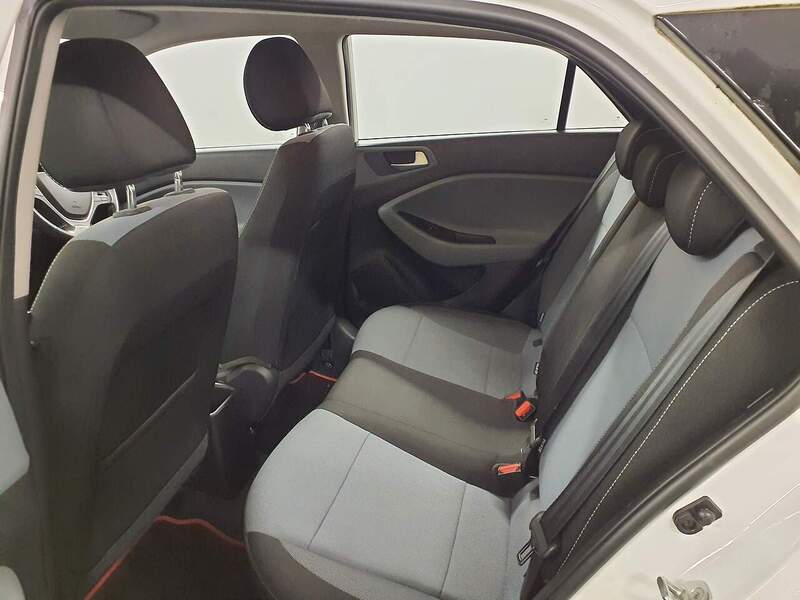 Used Hyundai i20 2017 for sale - 77027584: Photo 10