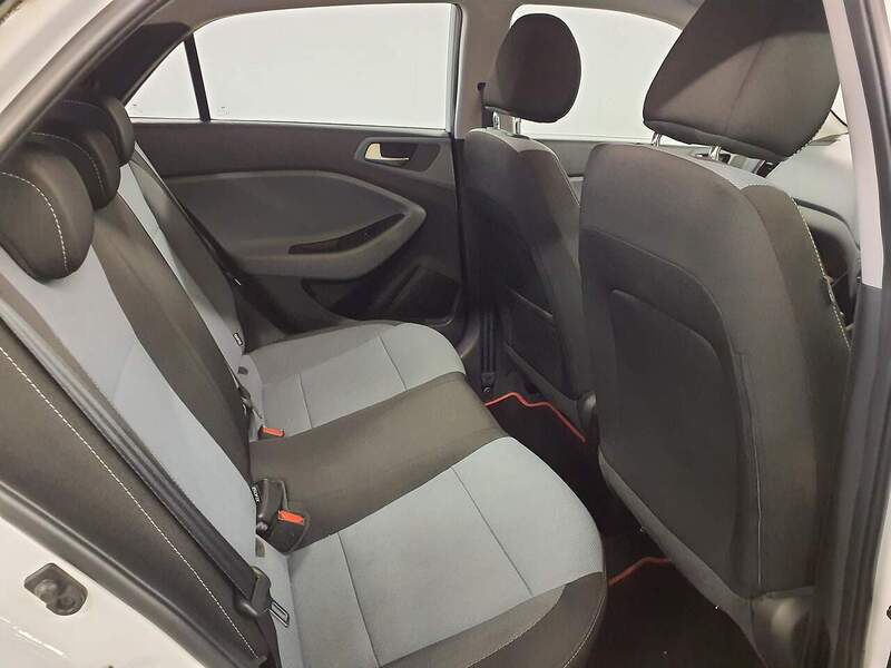 Used Hyundai i20 2017 for sale - 77027584: Photo 11