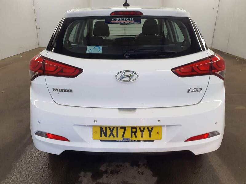 Used Hyundai i20 2017 for sale - 77027584: Photo 5