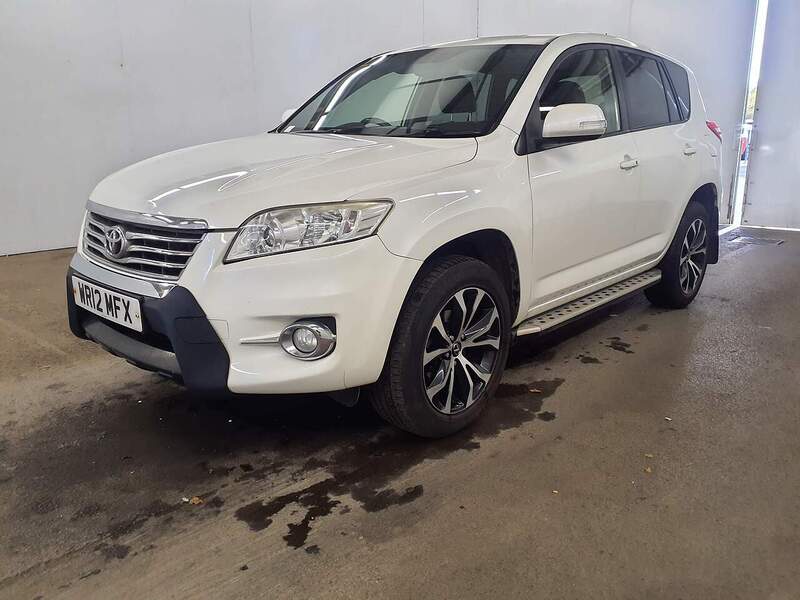 Used Toyota RAV4 for sale - 76492172: Photo 3