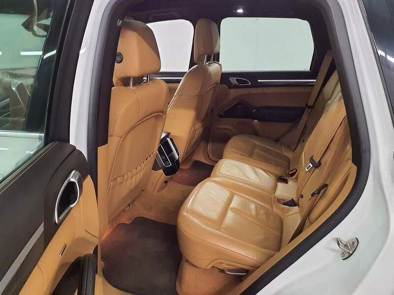 Used Porsche Cayenne 2012 for sale - 76798810: Photo 10